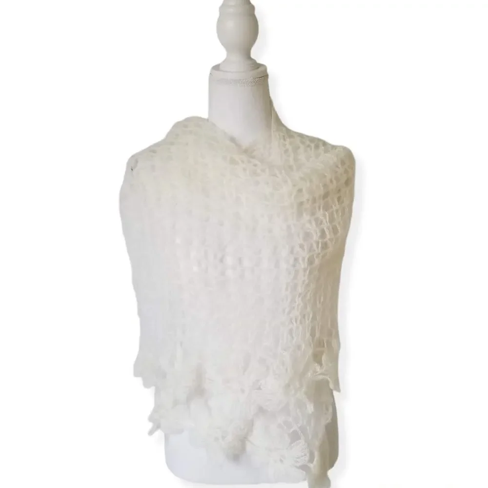 Handmade crochet elegant Stola Flowers Scarf color ivory.
